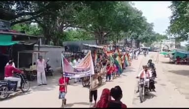 नैनवां: सकल जैन समाज ने जैन साधु की हत्या के मामले में 5 सूत्री ज्ञापन प्रधानमंत्री व राष्ट्रपति के नाम नैनवा एसडीएम को सौंपा