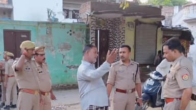 शाहजहांपुर: कांट में मोहर्रम त्योहार के दृष्टिगत ताजिया स्थल का सीओ सदर एवं थानाध्यक्ष द्वारा किया गया स्थलीय निरीक्षण