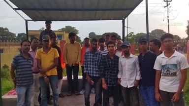 पतरातू: भारतीय जनता पार्टी के द्वारा भुरकुंडा के रिवर साइड क्षेत्र में सम्मानित किया गया जो व्यक्ति रक्तदान करते हैं