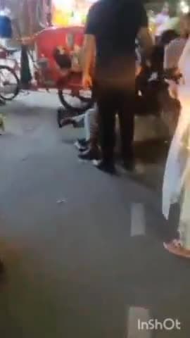 कानपुर: गोविन्द नगर में महिला ने की बीच सड़क पर युवक की पिटाई, वीडिओ हुआ वायरल व पुलिस जांच में जुटी