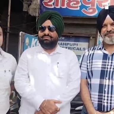 जगाधरी: सोलन में बाढ़ से प्रभावित लोगों की मदद के लिए यमुनानगर रोटरी क्लब के सदस्यों ने भेजी राहत सामग्री