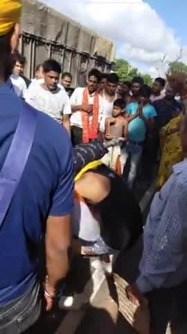 51 किलो जल लेकर पहुंच रहे शिवभक्त बोलबम