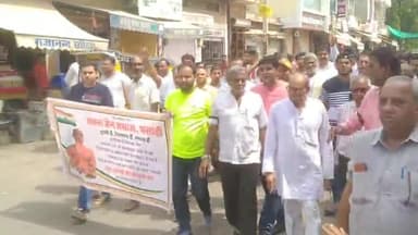 फलौदी: कर्नाटक में जैन संत की हत्या के विरोध में जैन सकल समाज फलोदी के लोगों ने प्रतिष्ठान व दुकानें बंद कर SDM को सौंपा ज्ञापन