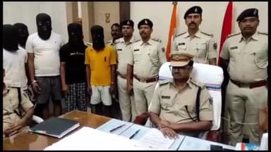 कहरा: पुलिस ने जिले में चलाया समकालीन अभियान, 115 अभियुक्तों को किया गिरफ्तार