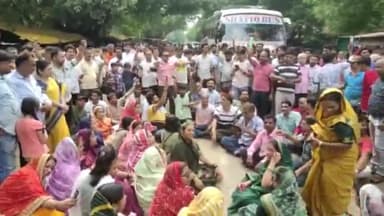 सिरोंज: जैन मुनि की हत्या के विरोध में रैली निकालकर तहसील में किया प्रदर्शन, SDM के न मिलने पर किया चक्का जाम