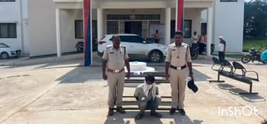 टीकमगढ़: मलगुवा तिगैला से पुलिस ने अवैध कट्टा और कारतूस के साथ एक आरोपी को किया गिरफ्तार