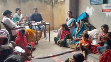 कटकमदाग: ग्राम खपरियावां के आंगनबाड़ी केंद्र में स्वास्थ्य विभाग की ओर से मनाया गया परिवार कल्याण दिवस