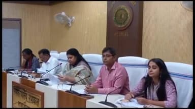 हज़ारीबाग: समाहरणालय सभागार में माईनिंग टास्क फोर्स की बैठक सम्पन्न, दिये गये कई आवश्यक निर्देश।*