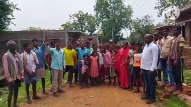 पतरातू: हिन्दीगीर क्षेत्र के ग्रामीणों ने स्कूल नहीं होने को लेकर सरकार का किया विरोध