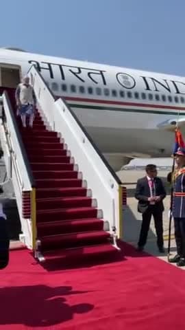 Modi ji apne firend ke se milne gay