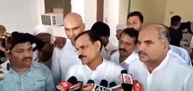 हुज़ूर: शिवाजी नगर में BJP के प्रदेश अध्यक्ष वीडी शर्मा ने कहा- प्रियंका गांधी क्या आप राजस्थान में दलित अत्याचार पर कुछ कहेंगी