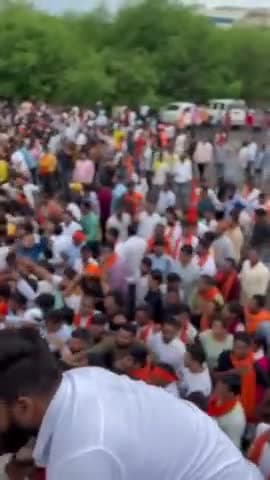 भाजयुमो प्रदेश अध्यक्ष श्री रवि भगत जी के नेतृत्व में कांग्रेस सरकार में हुए व्यापमं में भर्ती के भ्रष्टाचार के खिलाफ व्यापमं कार्यालय का घेराव मिट्टी और सिहाई से किया गया और राज्यपाल के नाम से ज्ञापन सौपा गया