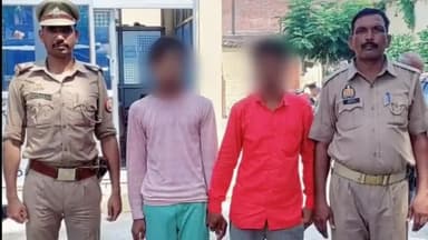 उतरौला: चौकी इंचार्ज ने गुमशुदा लड़के को ढूंढकर पेहर मे परिजनों के किया सुपुर्द परिजनों ने चौकी प्रभारी को दिया धन्यवाद