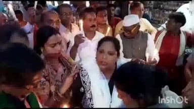 बहराइच: मणिपुर हिंसा के विरोध में कांग्रेस भवन में कांग्रेसियों ने किया प्रदर्शन, भारी पुलिस बल रहा तैनात