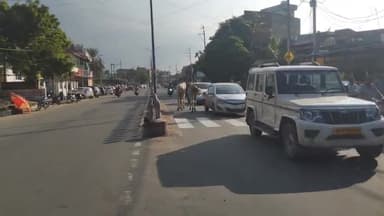 सरई: बैढ़न राजकमल होटल के पास आवारा घोड़े से टकराकर बाइक सवार हुआ घायल, जिला अस्पताल में जारी है इलाज