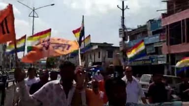 सागर नगर: जैन मुनि आचार्य की हत्या के विरोध में शिवसैनिकों ने रैली निकालकर नमक मंडी चौराहा पर  कर्नाटक सरकार का पुतला फूका