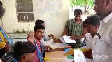 मनिया: एनएसयूआई ने पीजी कॉलेज में लगाया विद्यार्थी सहायता शिविर