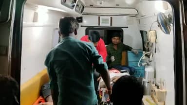 पीरटांड: हरलाडीह में सड़क दुर्घटना में तीन युवक गम्भीर रूप से घायल,एक कि हालत नाजुक