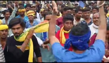 #मंदसौर गांधी चौराये पर मनीपुर घटना को ले कर आज विरोद पर्दशन कर मोदी का फुतला दहन किया गया