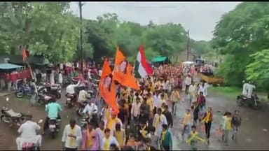 खिलचीपुर: दोलाज़ गांव से गाड़ेश्वर महादेव के लिए निकली कांवड़ यात्रा में शामिल हुए पूर्व मंत्री एवं विधायक प्रियव्रत सिंह
