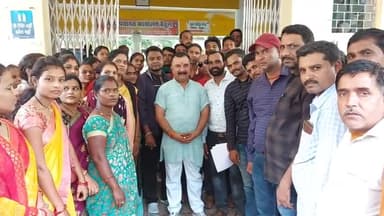 बैतूल नगर: जिले के साक्षरता संविदा प्रेरकों ने बहाली की मांग को लेकर जिला पंचायत अधिकारी को सौंपा ज्ञापन