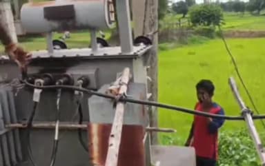 उन्नाव: शुक्लागंज के शक्तिनगर में बिजली आपूर्ति बाधित होने से सैकड़ों उपभोक्ता हुए परेशान