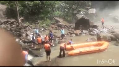बुदनी: 46 घंटे बाद भी नहीं मिला अमरगढ़ वाटर फॉल में डूबे युवक का सुराग, एसडीआरएफ टीम द्वारा लगातार की जा रही है सर्चिंग