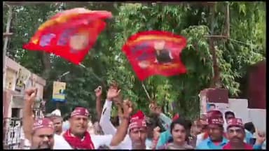 फूलन देवी की शहादत दिवस को लेकर निषाद पार्टी ने कचहरी मुख्यालय पर DM के माध्यम से PM, CM, गृहमंत्री को भेजा ज्ञापन