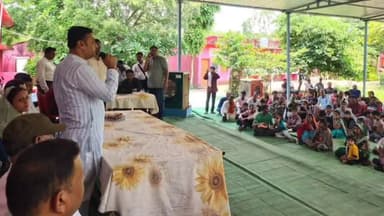 गाडरवारा: जिपं.उपा ने उत्कृष्ट विद्या.चावरपाठा मे दिव्यांगो के विकासखंड स्तरीय मूल्यांकन एवं उपकरण चिन्हांकन शिविर का किया सुभारंभ