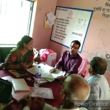 कलुआही: BDO कलुआही ने डीएम के आदेश अनुसार कई विभागों का किया औचक निरीक्षण