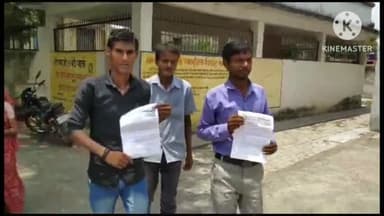 मौदहा: तहसील में मणिपुर हिंसा को लेकर अपना दल कमेरावादी ने राष्ट्रपति को संबोधित ज्ञापन SDM को सौंपा