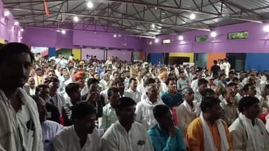 खिलचीपुर: खिलचीपुर के उदय पैलेस में कांग्रेस की विधानसभा स्तरीय बैठक हुई आयोजित, पूर्व मंत्री व विधायक प्रियव्रत ने किया संबोधित