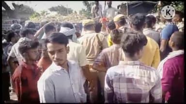 आज़मगढ़: भटौरा में पेड़ से लटका मिला युवती का शव, पुलिस के देर से पहुंचने पर अक्रोशित ग्रामीणों ने मुख्य मार्ग किया चक्का जाम