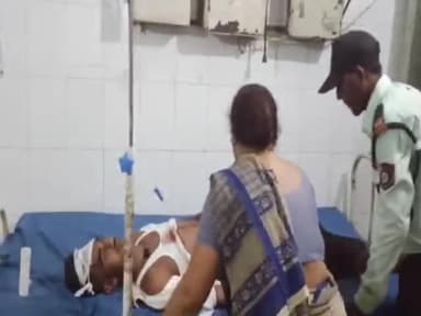 तिलौथू: डेहरी-तिलौथू एनएसटूसी मुख्य पथ पर दो बाइकों की हुई टक्कर, बाइक सवार एक शख्स गंभीर रूप से हुआ घायल