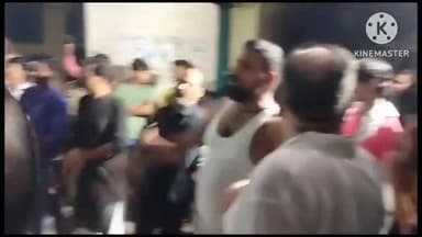 निज़ामाबाद: कस्बा निजामाबाद में बीती रात सिया समुदाय के द्वारा निकला 7वीं मोहर्रम का जुलूस, नम आंखों से सीनाजनी कर मनाया गया मातम