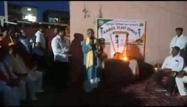 बेनीपट्टी: शहीद भवन में भूतपूर्व सैनिकों के सम्मान समारोह कार्यक्रम का पूर्व मंत्री सह विधायक ने दीप प्रज्वलित कर किया शुभारम्भ