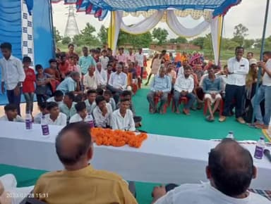 चितरंगी: भाड़ी टोला में सिंगरौली विधायक रामलल्लू वैश्य ने ₹1 करोड़ 50 लाख की लागत की पुलिया निर्माण का किया भूमिपूजन