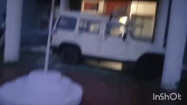 सोहागपुर: सिंहपुर थाना क्षेत्र के मिठौरी गांव में राइस मिल में काम कर रहे मजदूर की बोरी में दबने से हुई मौत पुलिस मौके पर मौजूद