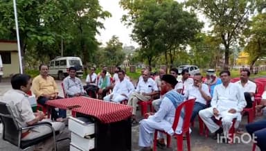 घुवारा: भगवां थाना परिसर में मोहर्रम के त्योहार को लेकर शांति समिति की बैठक हुई सम्पन्न