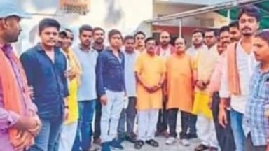 मोतिहारी: विश्व हिन्दू परिषद के मोतिहारी में प्रांतीय कार्यक्रम को लेकर चन्दमारी में हुई कार्यकर्ताओं की बैठक