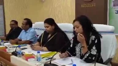 हज़ारीबाग: बस स्टैंड का काम रुका, खीर गाँव डंपिंग यार्ड से कचरा हटाएं संवेदक