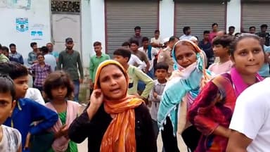 शाहजहांपुर: रावतपुर के युवक द्वारा दिल्ली जाकर दूसरी शादी करने से कुपित विवाहिता एवं ससुराली जनों में जमकर हुआ बवाल