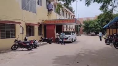 बूंदी: जिला परिषद में सीईओ ने इंजीनियरों को मनरेगा योजना में प्रगति के दिए निर्देश