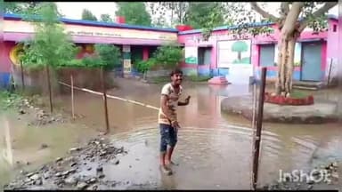 नरसिंहगढ़: ग्राम पंजरी में स्कूल के सामने थी जलभराव की समस्या,अधिकारियों के द्वारा संज्ञान लेकर किया है निराकरण