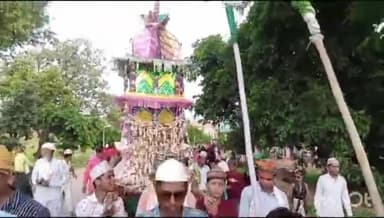 घुवारा: भगवां में हसन हुसैन की याद में मुस्लिम समुदाय के लोगों ने धूमधाम से मनाया मोहर्रम का त्योहार