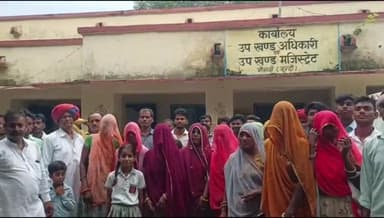 नैनवां: कहार समाज ने युवती के अपहरण के मामले में राष्ट्रपति के नाम नैनवा एसडीएम को दिया ज्ञापन