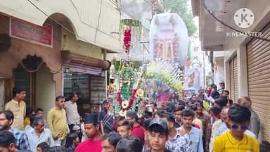 आगर: मोहर्रम के पर्व को लेकर शहर में गाजे बाजे के साथ ताजिए और दुलदुल का निकाला गया जुलूस, बड़ी संख्या में लोग रहे मौजूद