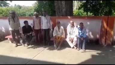 बिसौली: सैंडोरा गांव के जंगल में मणि के बाहर पीपल के पेड़ पर साधु का लटका हुआ शव मिला, परिजनों ने हत्या की आशंका व्यक्त की