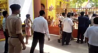 राजगीर: डीएम शशांक शुभंकर अपने संबंधित पदाधिकारियों के साथ राजगीर पहुंचकर मलमास मेला किया  निरीक्षण