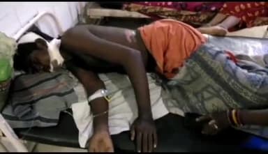 टीकमगढ़: दरगुवा गांव निवासी व्यक्ति सड़क हादसे में गंभीर रूप से हुआ घायल जिला अस्पताल में उपचार जारी